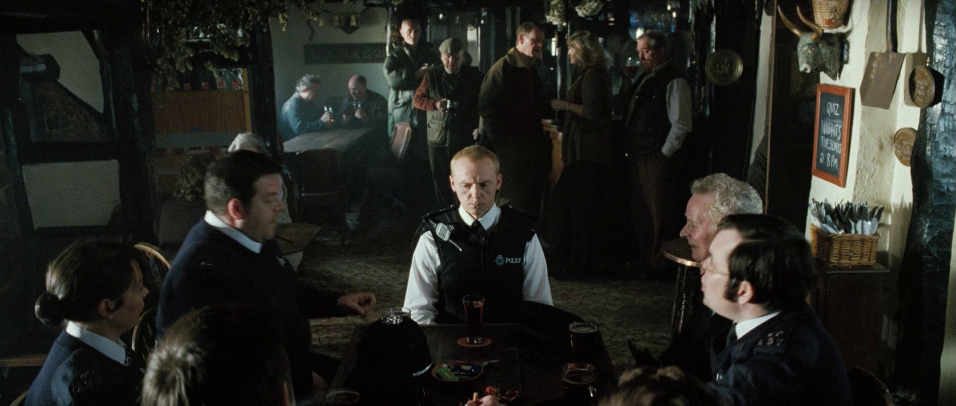 热血警探 Hot.Fuzz.2007.1080p.BluRay.x264.DTS-FGT 11.99GB-4.jpg