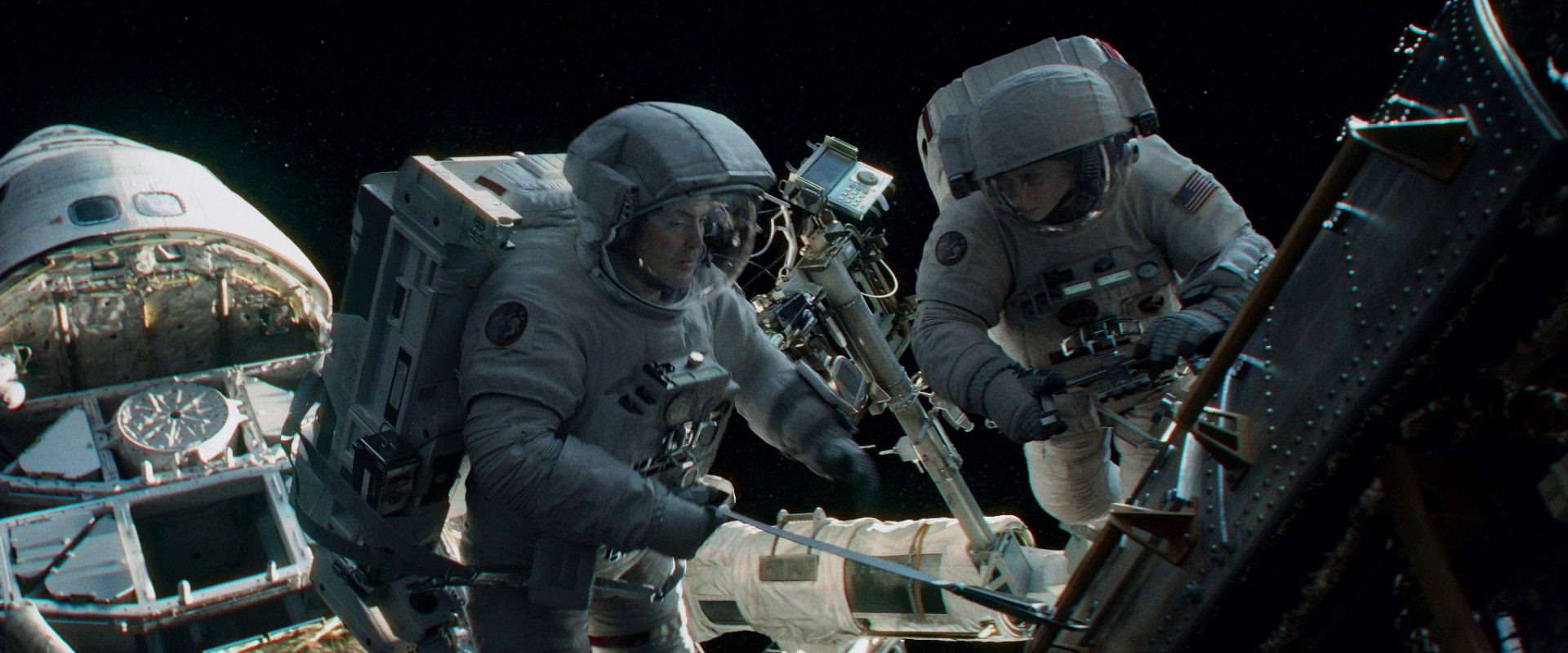 地心引力 Gravity.2013.1080p.BluRay.x264.DTS-FGT 10.76GB-4.jpg